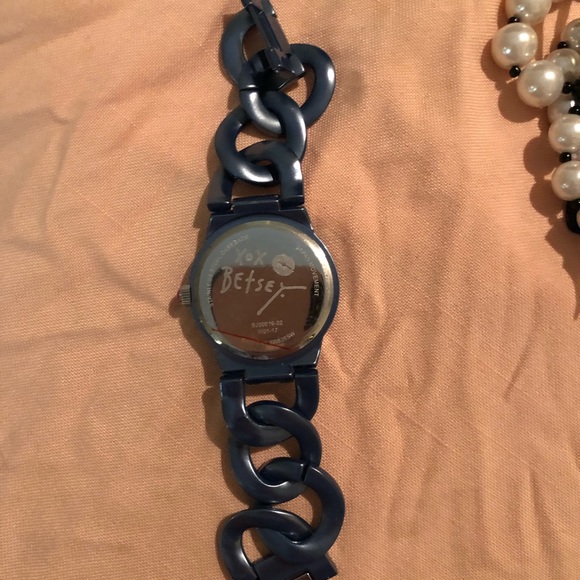 Betsey Johnson Watch - Picture 3 of 3